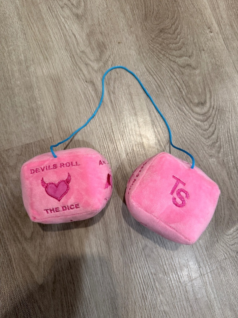 Taylor Swift Lover dice